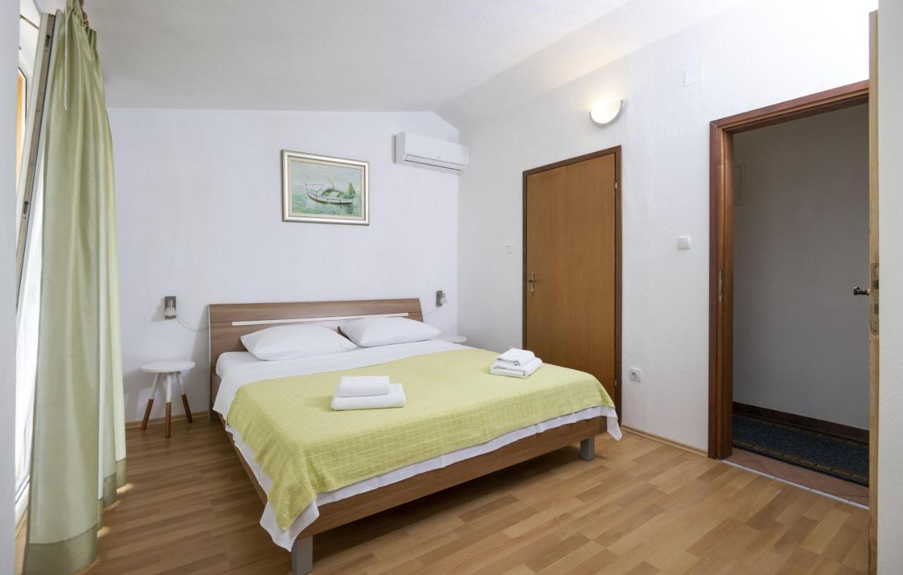פודסטראנה Apartment Jelcic מראה חיצוני תמונה