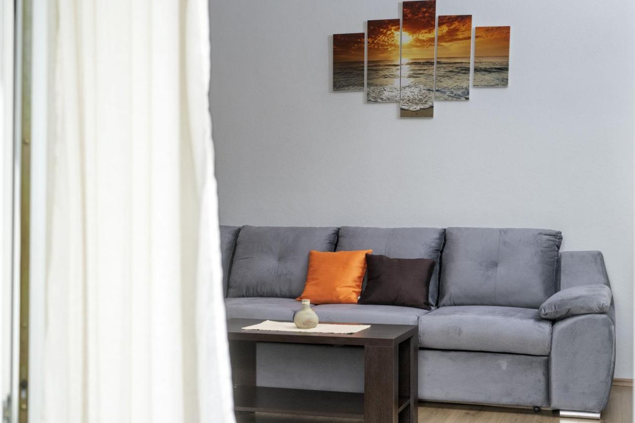 פודסטראנה Apartment Jelcic מראה חיצוני תמונה